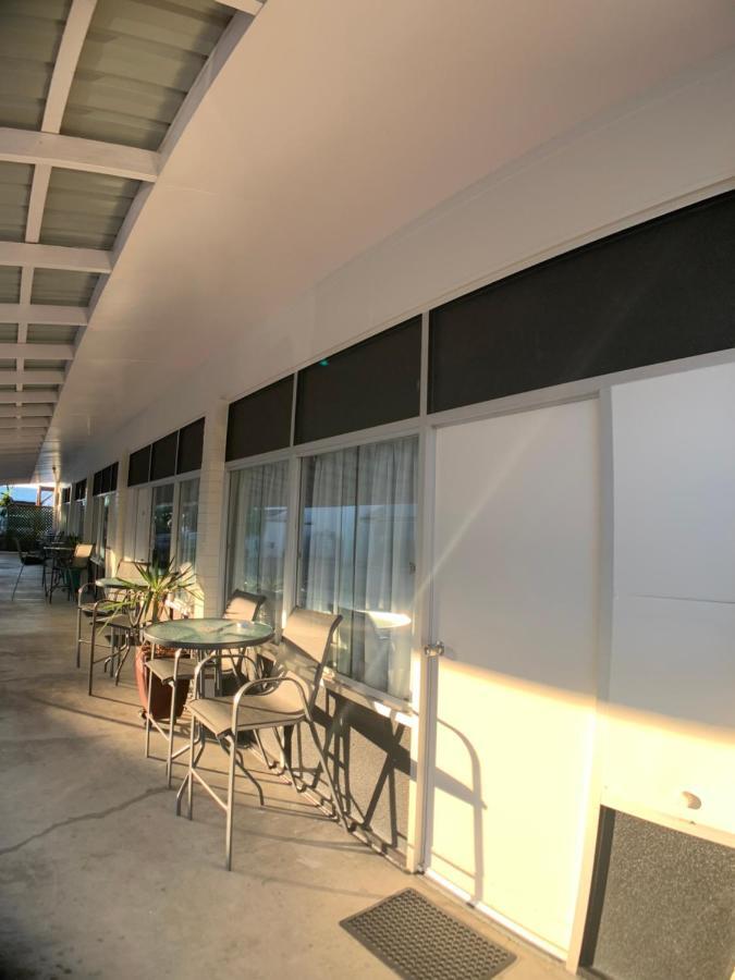 Tropical City Motor Inn Ayr Exterior foto